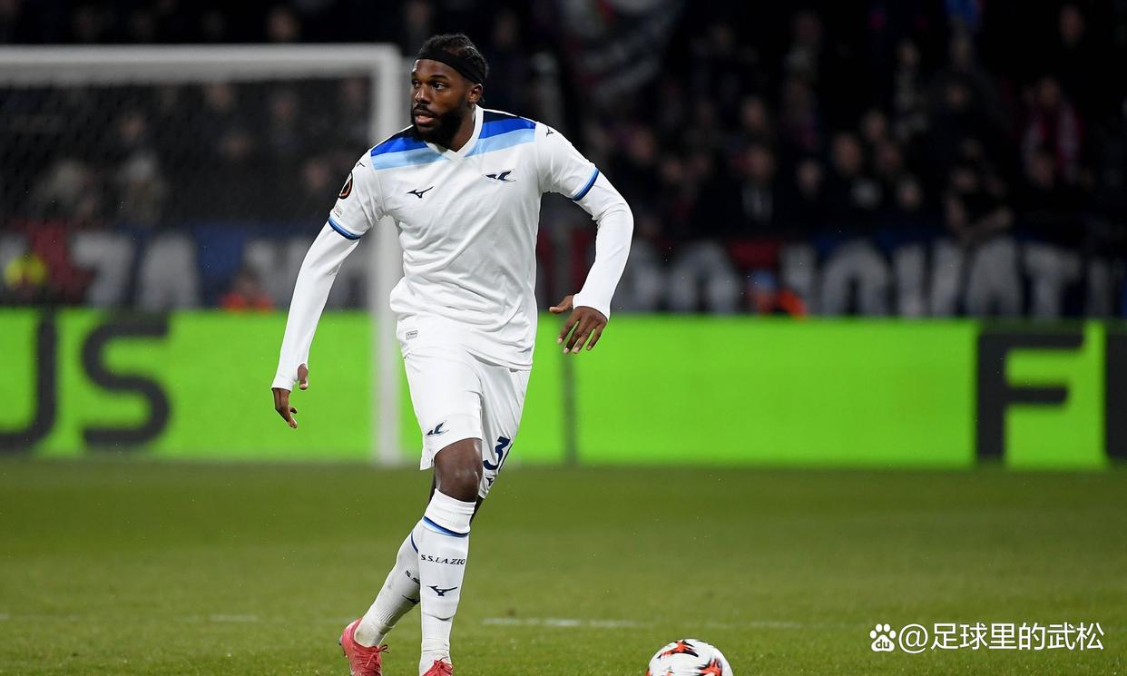 关于英超倒计时;拉齐奥今晚内部沟通;细节引发关注;媒体盛赞;资深球员宣示担当的信息 关于英超倒计时;拉齐奥今晚内部沟通;细节引发关注;媒体盛赞;资深球员宣示担当的信息