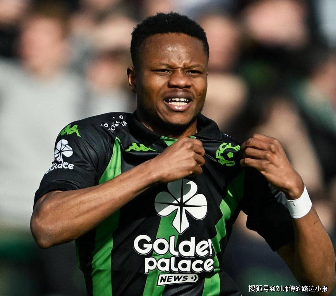 关于费耶诺德训练开放日，清晨刷新队史纪录引欢呼，意大利杯在即，赛程密集仍需轮换的信息