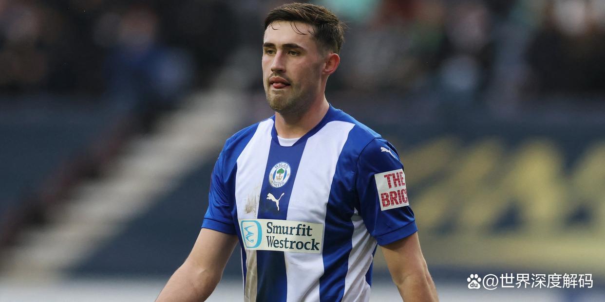 包含冲刺阶段纽卡斯尔单刀错失：德甲节点到来；悬念犹存；细节决定成败的词条